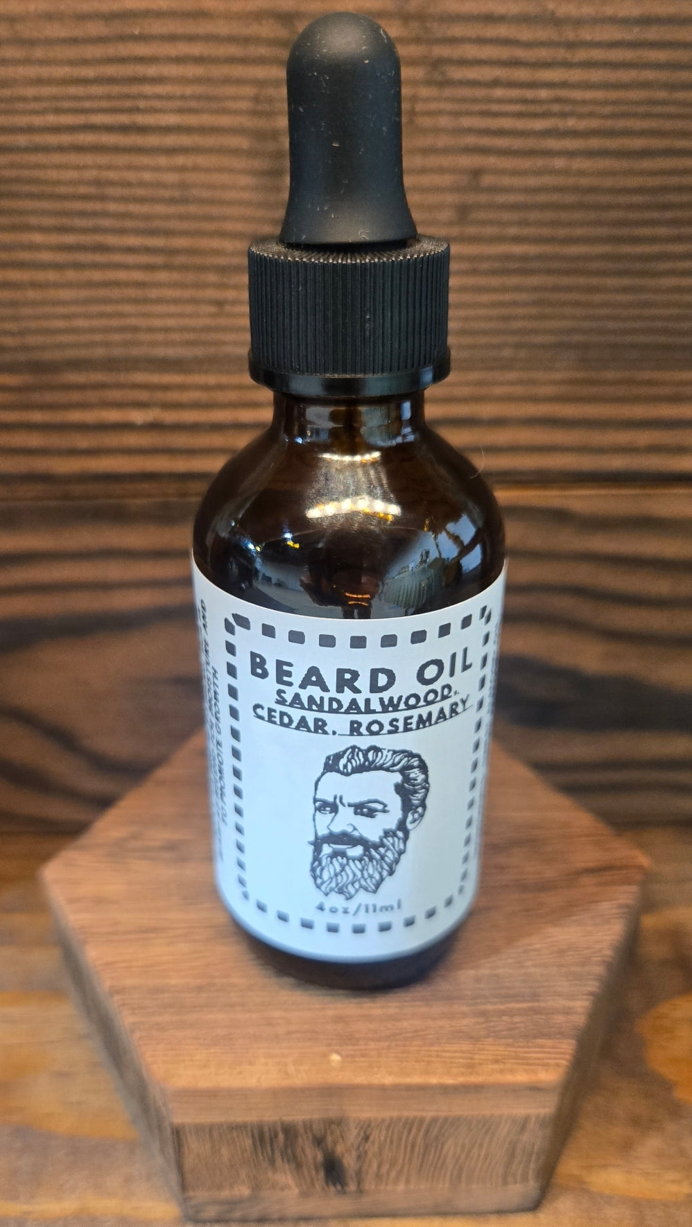 Sandalwood, Cedarwood, Rosemary